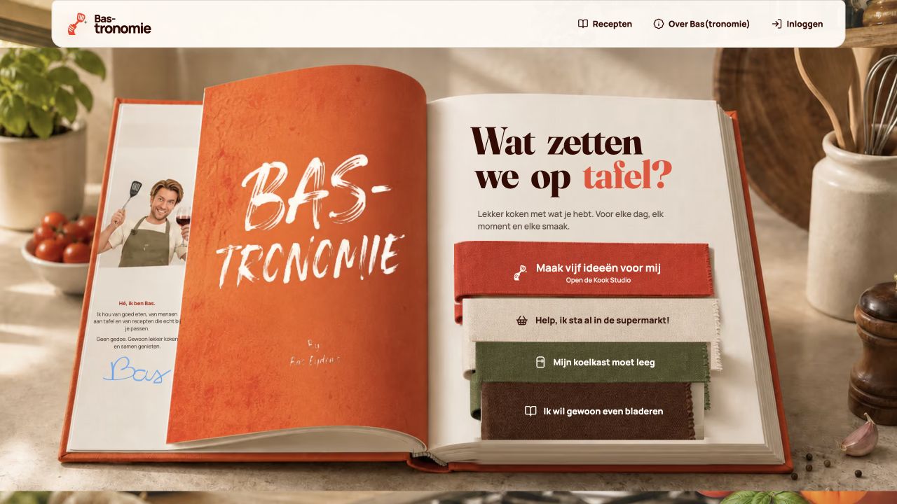 Startpagina van Bastronomie met het open kookboek en de Kook Studio